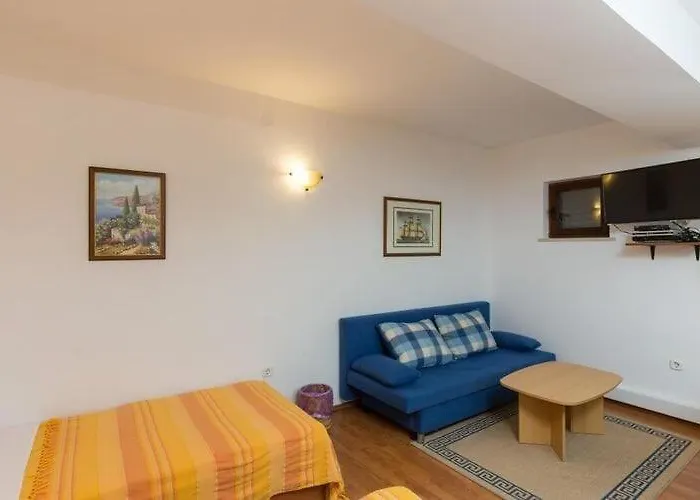 Milanovi Appartement *