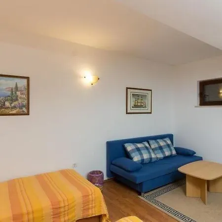 Milanovi Apartamento *